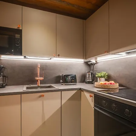 Salmenkelo, Huoneisto Ruka