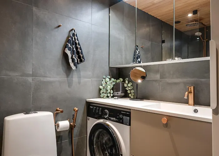 アパート Salmenkelo, *